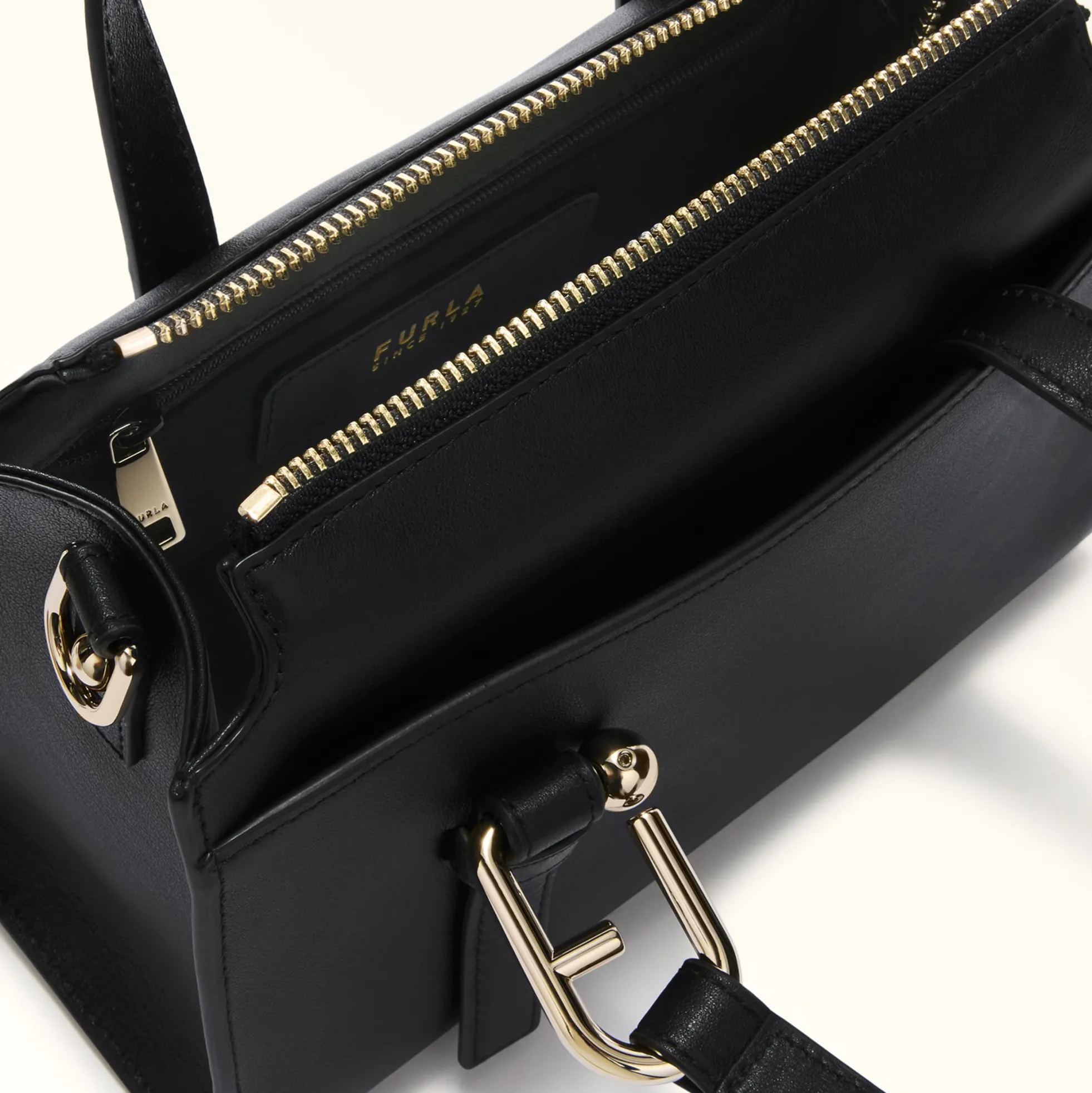Furla The Black Bag Edit|Top Handles<Nuvola Boston Bag S nero