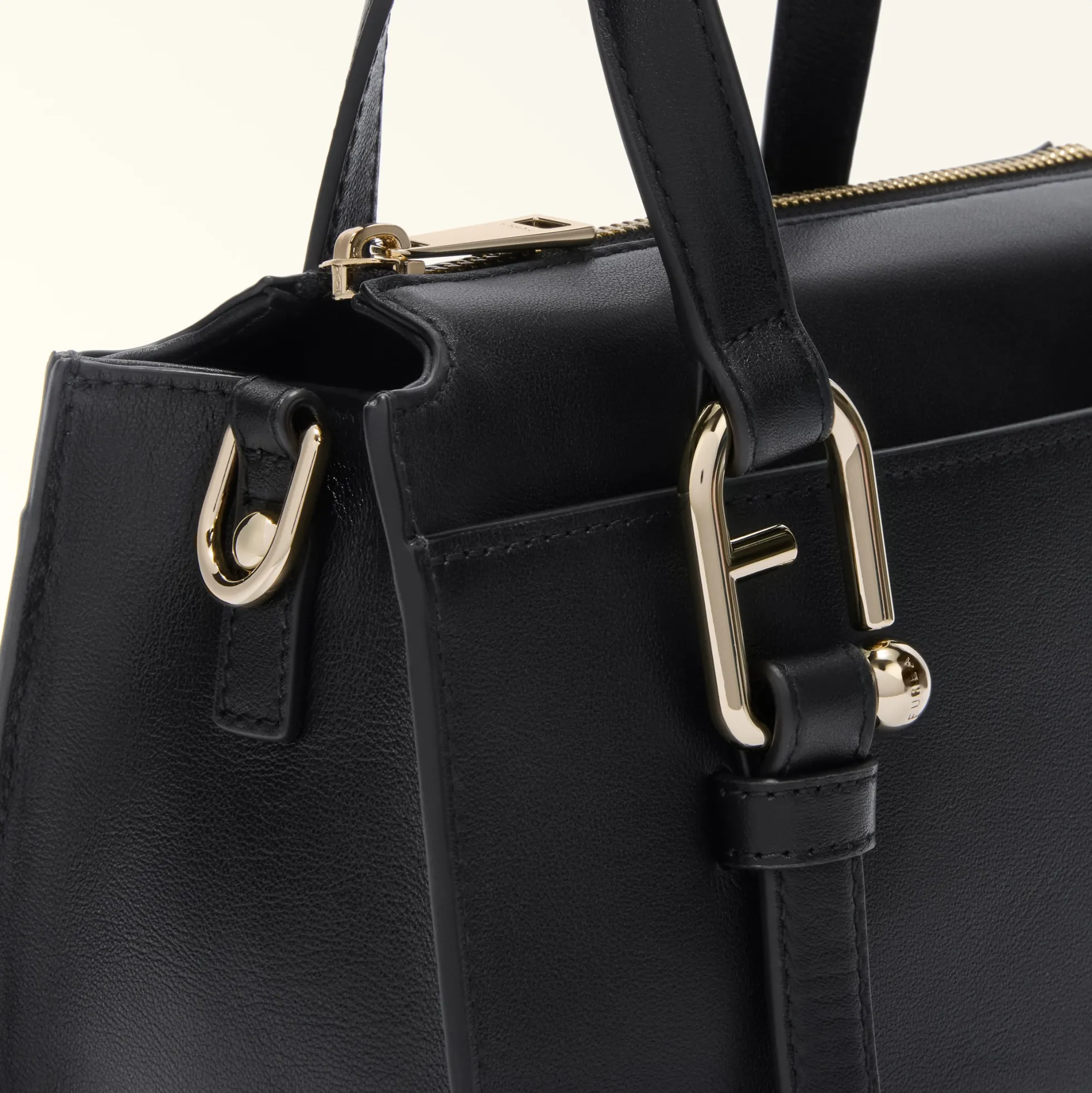 Furla The Black Bag Edit|Top Handles<Nuvola Boston Bag S nero