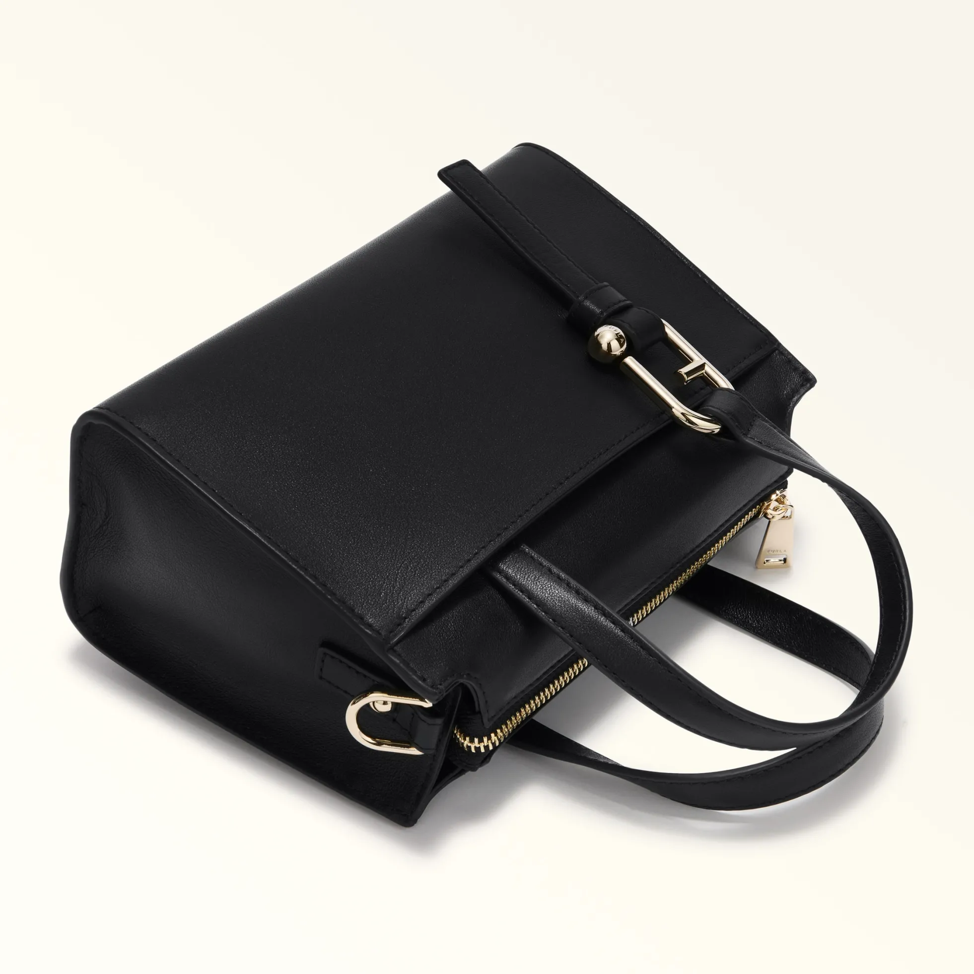 Furla The Black Bag Edit|Top Handles<Nuvola Boston Bag S nero