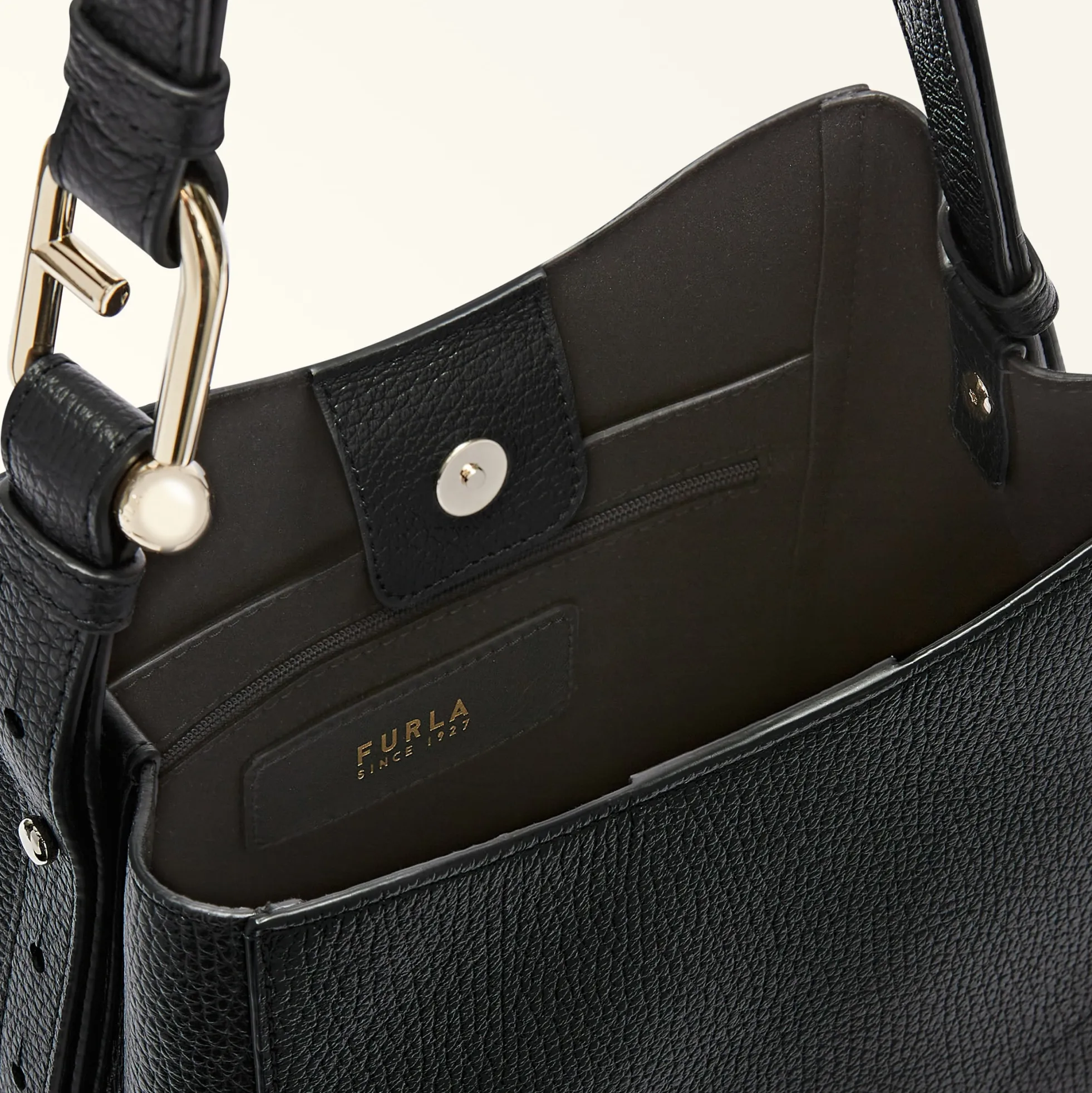 Furla The Black Bag Edit|Bucket Bags<Nuvola Bucket Bag MINI nero