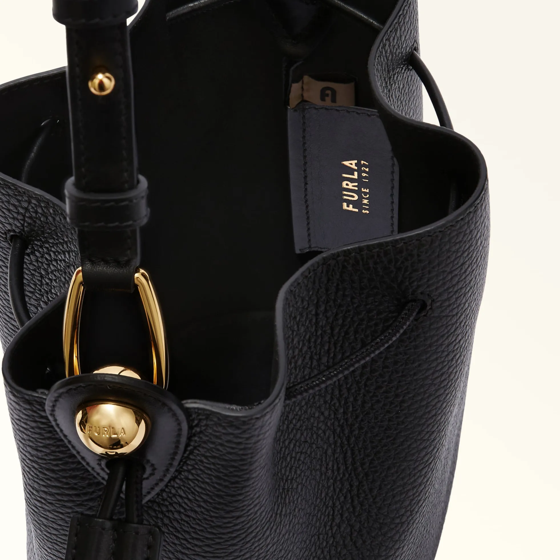 Furla The Black Bag Edit|Bucket Bags<Sfera Bucket Bag MINI nero